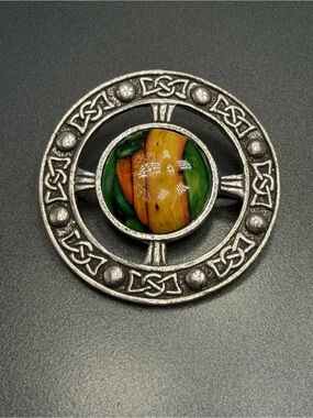 Celtic Round Brooch with sliced Heather Vintage #15cel